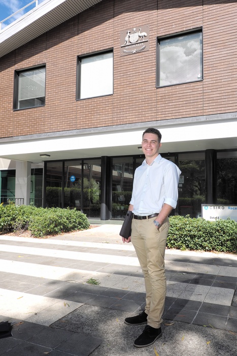 Day-in-the-life-CSIRO-Matthew-McNally-arrive-at-work
