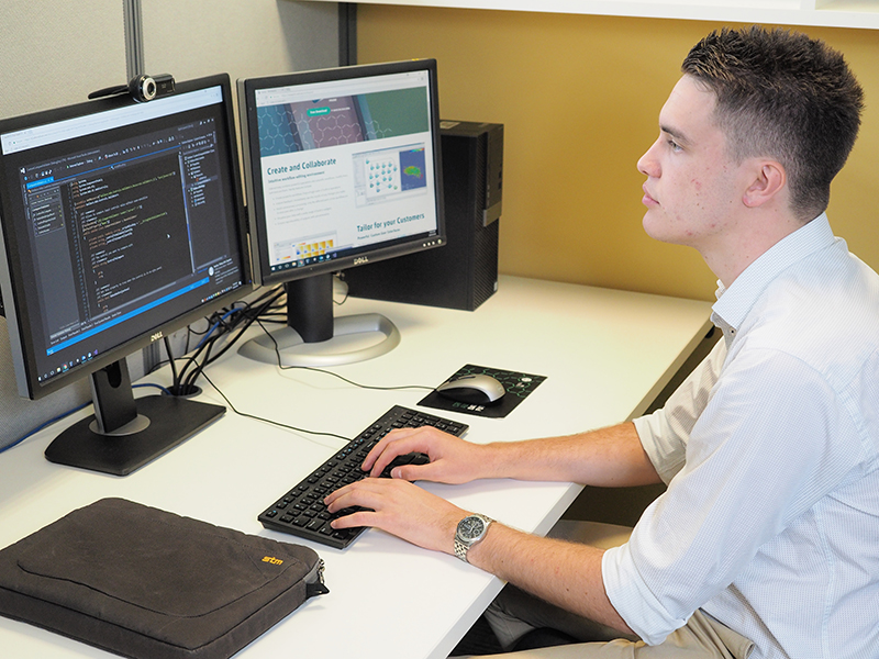 Day-in-the-life-CSIRO-Matthew-McNally-work-on-desk
