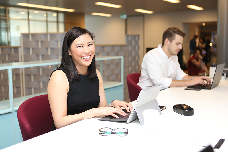 PwC: Lily Chen - checking emails