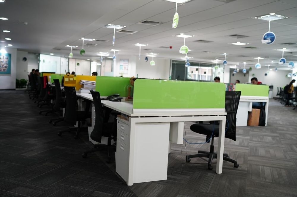 office-tour-tally-workspace-area2-890x320-2022