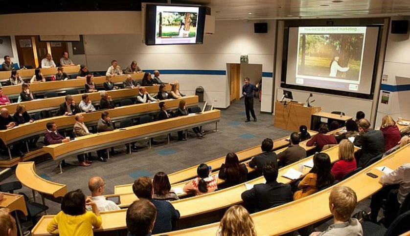 Are lectures worth attending?