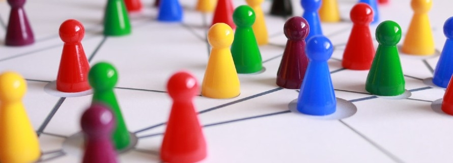 Article-Six Ways to Make a Strong First Impression at a Networking Event